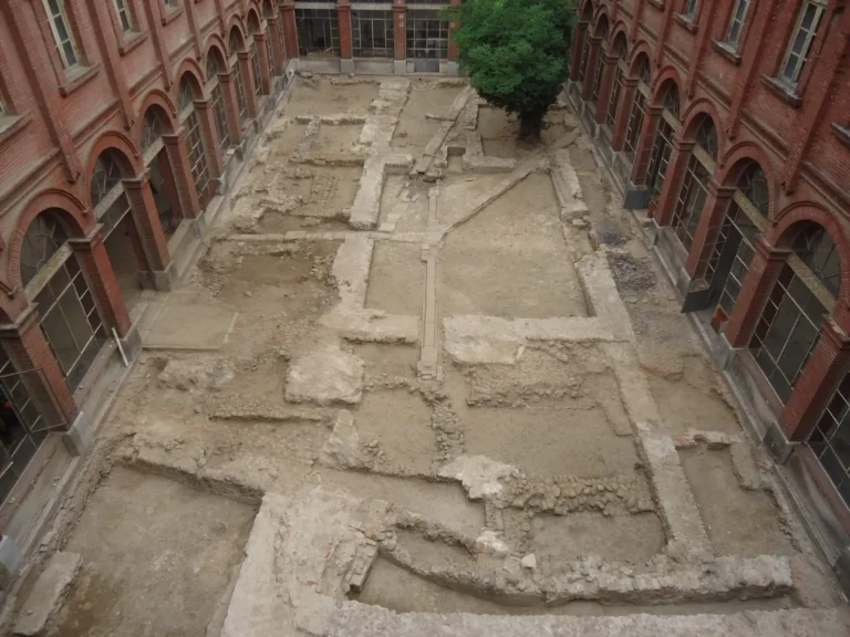 Excavación arqueológica en el Seminario Mayor de León